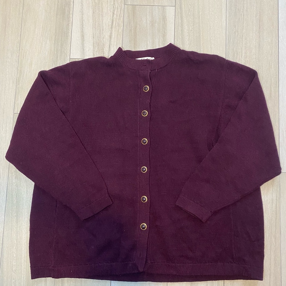 St. John Marie Gray vintage Santana knit wine colored cardigan size 14
